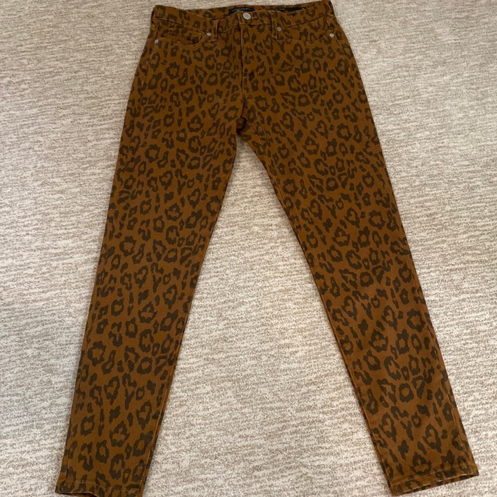 Never worn Banana Republic Mid Rise Skinny  Crop Jean Sz 27R